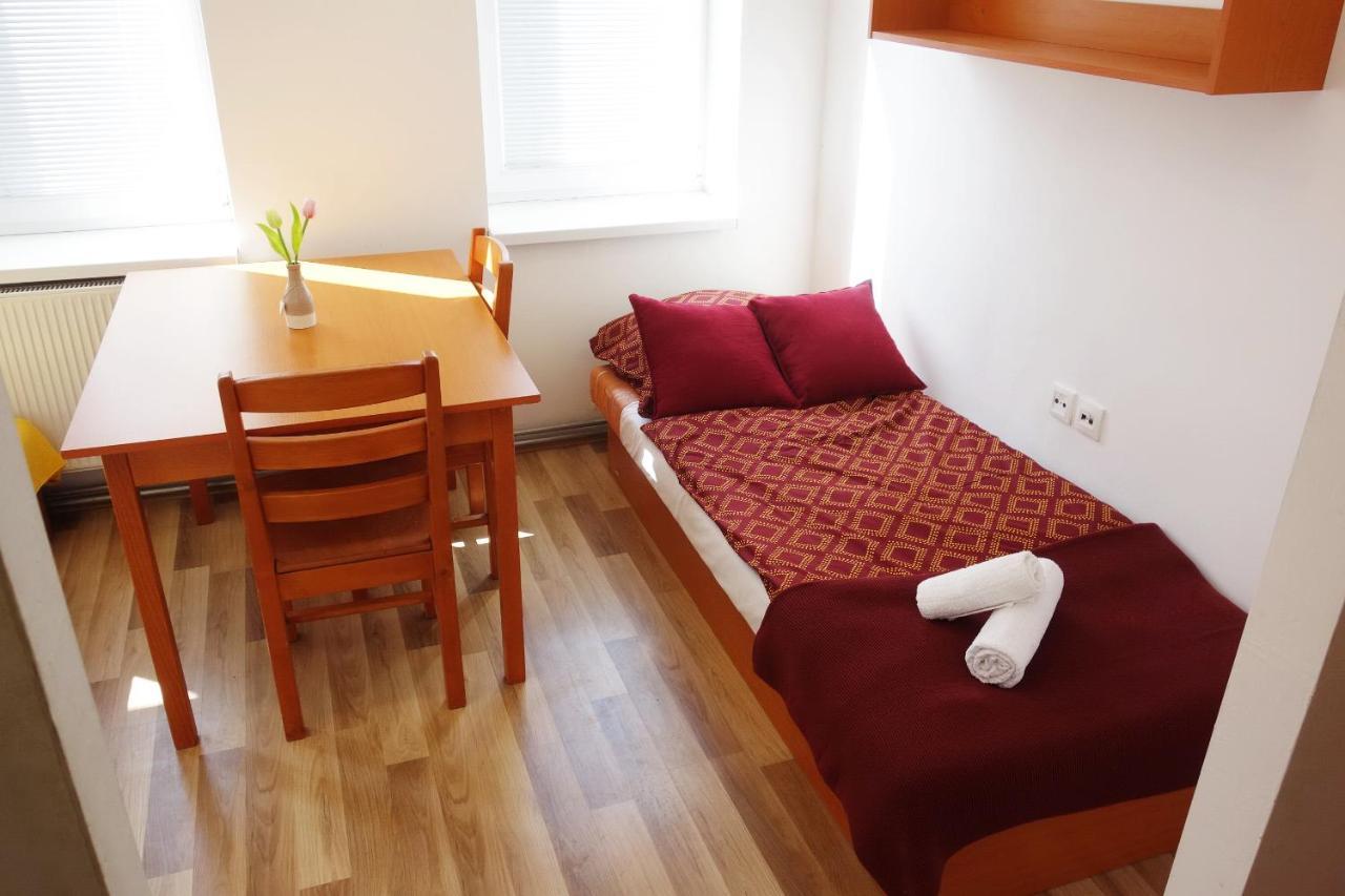 Apartmany Alzuz Ruzomberok Dış mekan fotoğraf